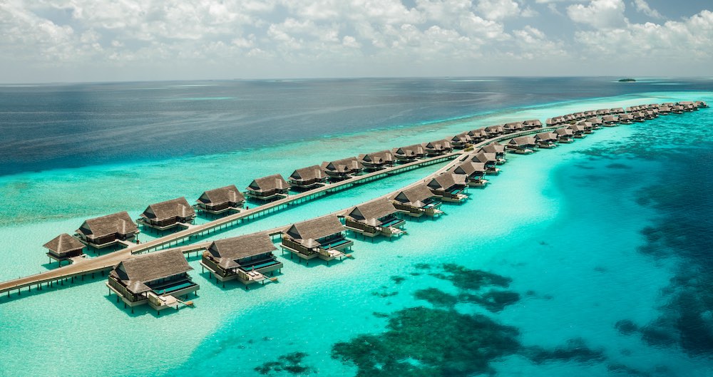 Beach Villa at JOALI thumbnail 3